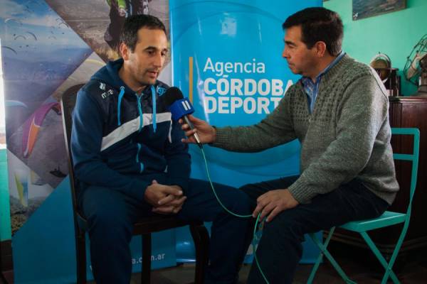 TRES PARAPENTISTAS DE LA CUMBRE EN EL MUNDIAL